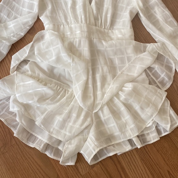 Princess Polly skort romper - Picture 7 of 9